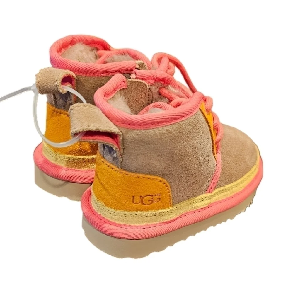 UGG Big KidsNeumel II Boot